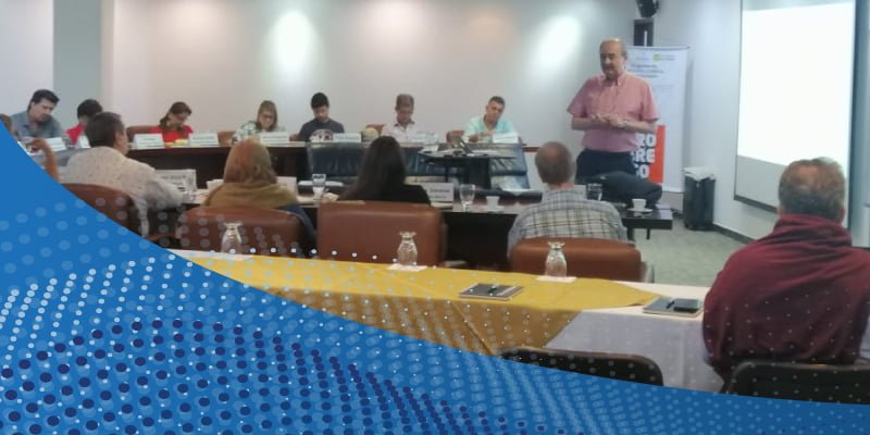 Programa de Gerencia Integral para el sector Avícola en asocio con FENAVI y el SENA