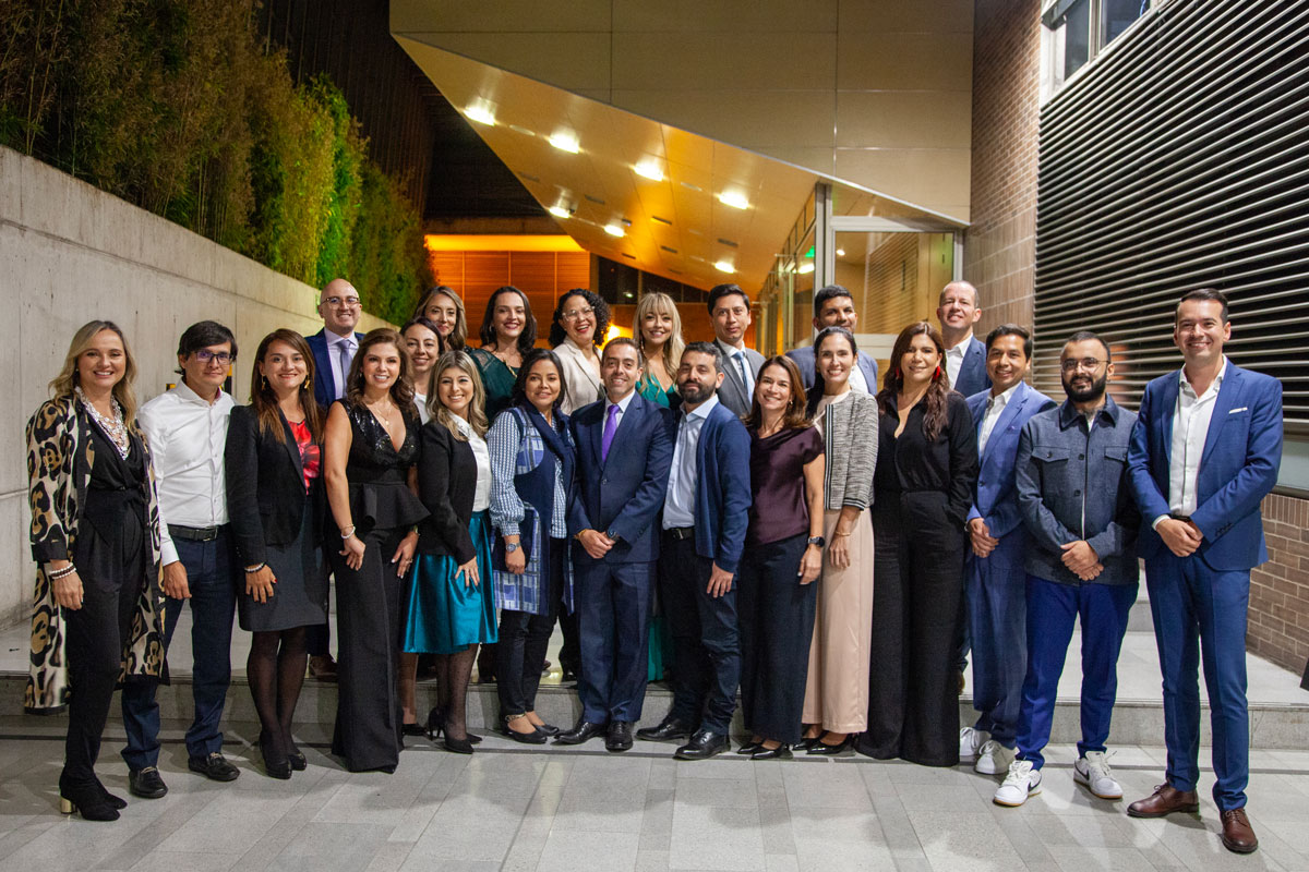 Grados Alta Gerencia Internacional y, Alta Dirección en Gestión y Liderazgo Estratégico Uniandes