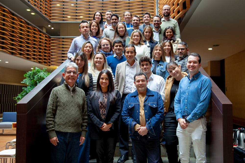 Bienvenida cohorte 2025-1 del Programa Alta Dirección en Liderazgo